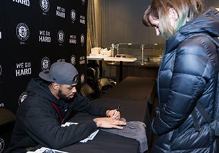 autograph316x220.jpg