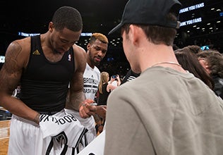 suites-autograph-signing-new-site.jpg